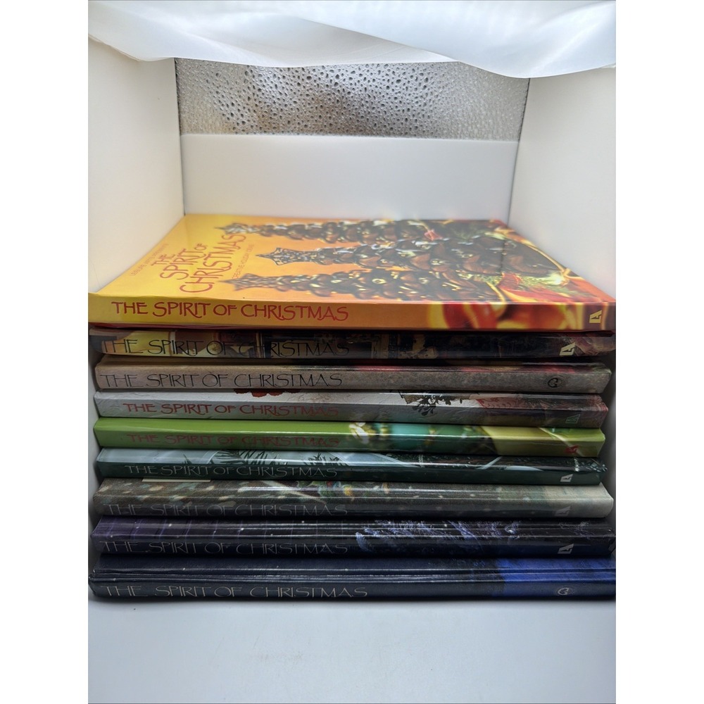 Leisure Arts Presents the Spirit of Christmas by Leisure Arts Set of 9 Books